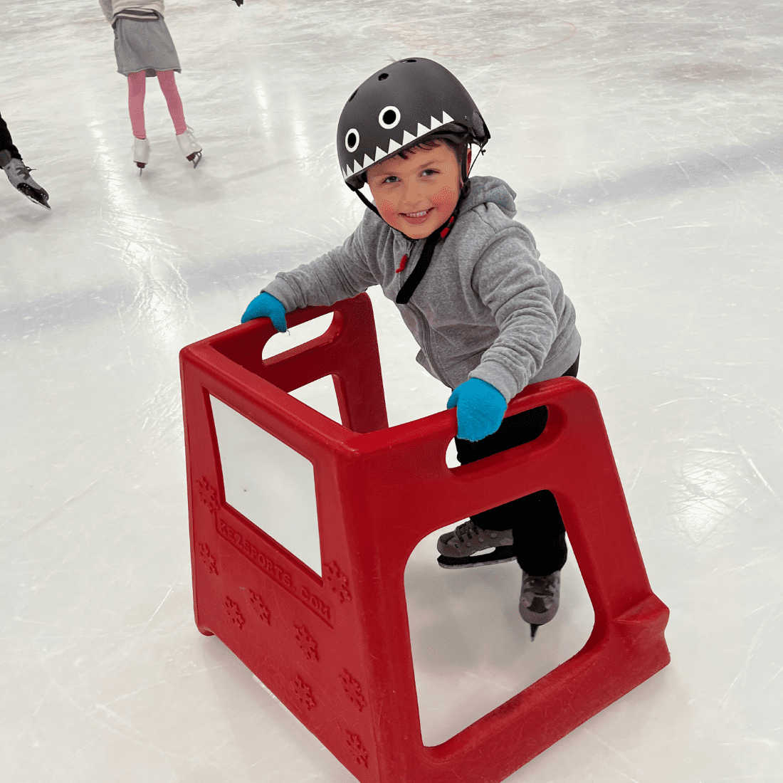 tim-hortons-iceplex, learn-to-ice-skate
